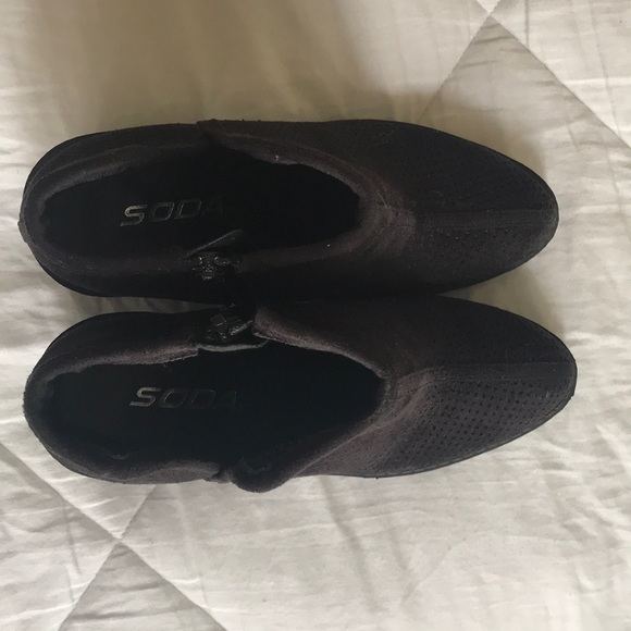 Booties - Picture 4 of 5